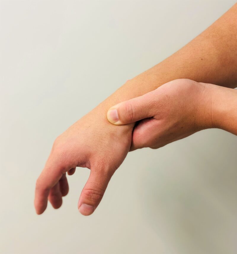 Read more about the article De Quervain’s tenosynovitis